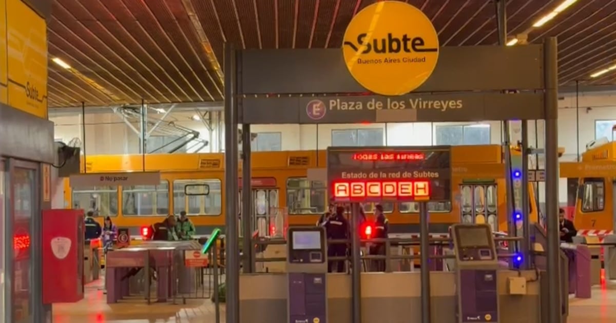 Dos delegados del subte detenidos en una protesta paralizaron las seis líneas y el Premetro